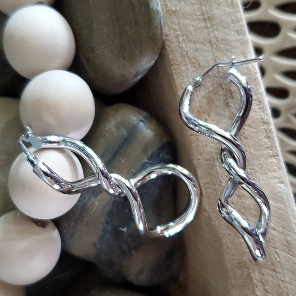 Qvc epiphany twist earrings